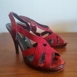 EUC Donald J. Pliner leather sandals
